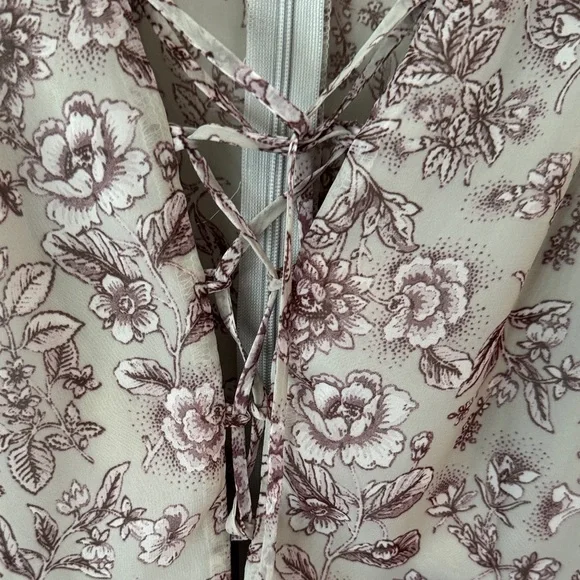 Lush Floral Romper - Cream and Purple - Picture 3 of 4